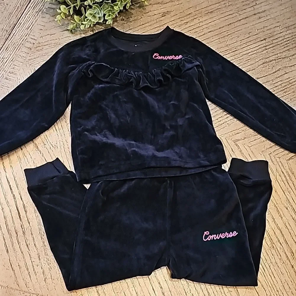 Black velvet jogger set XS size 4 Converse